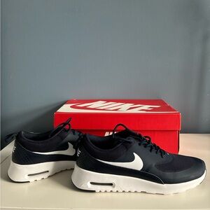 Nike Black and White Running Shoes